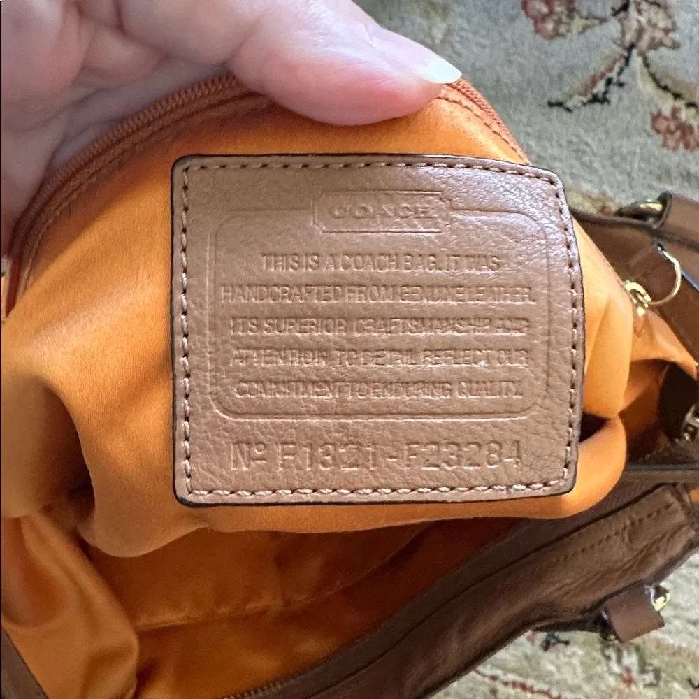 Coach Park Carrie British Tan Leather Tote Bag Rehab Project - Picture 7 of 13